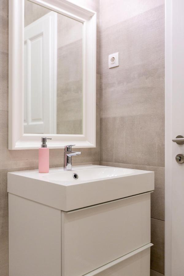 Luxury 3bedrm 2bathrm With Danube River View Apartamento Budapeste