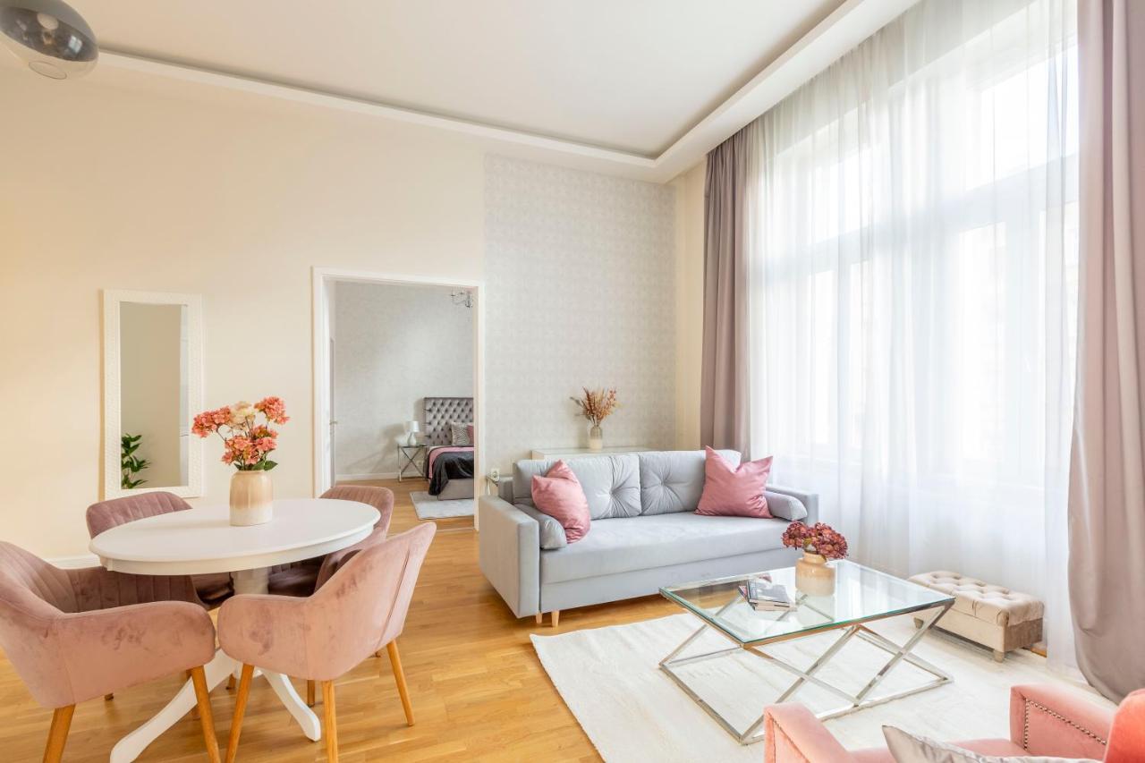 Luxury 3bedrm 2bathrm With Danube River View * Budapesta