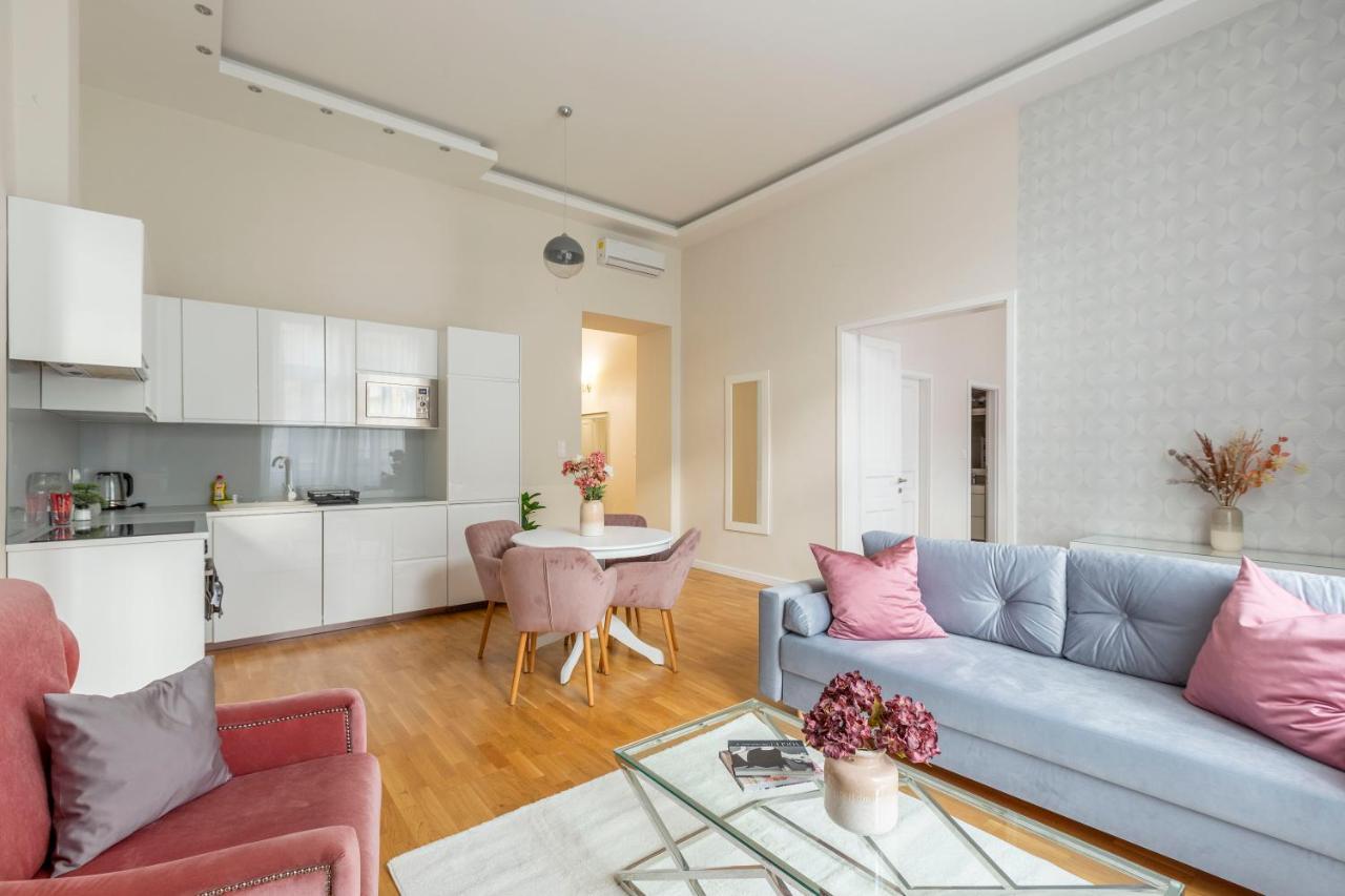 Luxury 3bedrm 2bathrm With Danube River View Budapeste